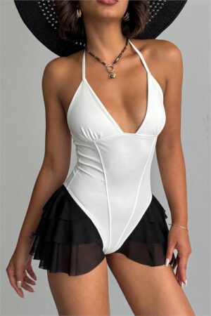 Maillot de bain en tulle écru avec détails